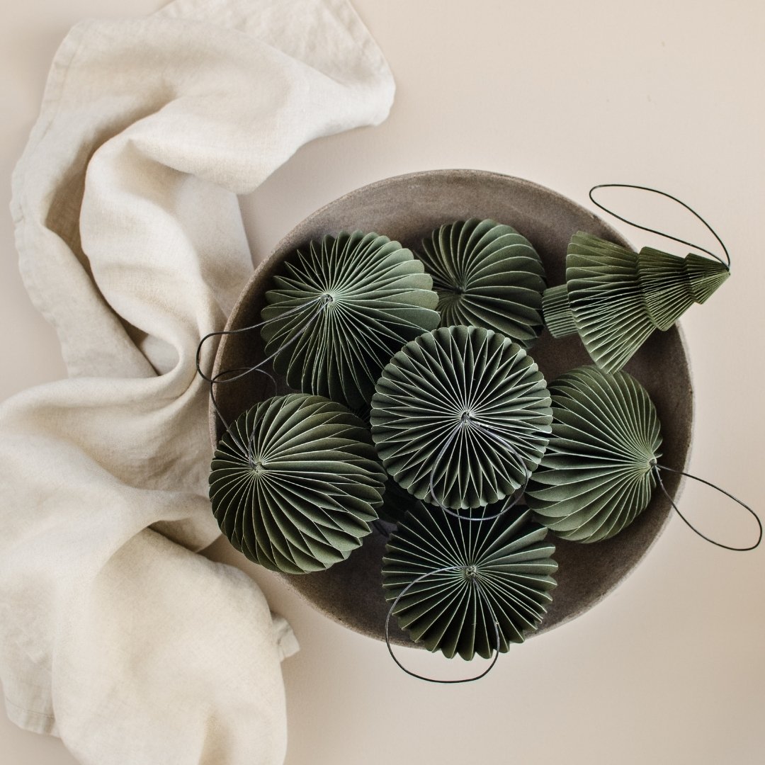 GREEN CHRISTMAS ORNAMENTS
